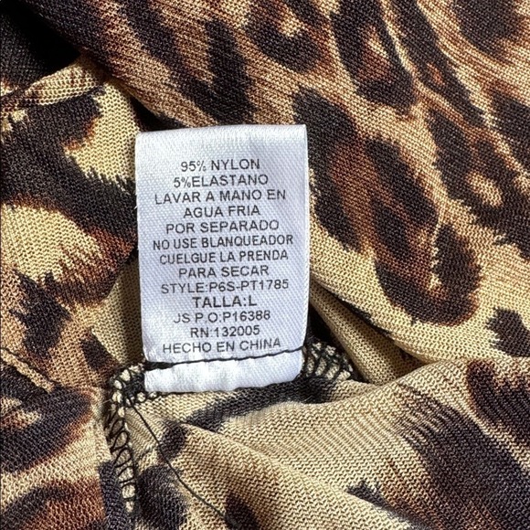 Pastel shirt with a leopard zebra print on mesh, denim accents rhinestone - Picture 10 of 10